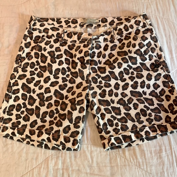 Anthropologie Pants - Anthropologie Maison Scotch leopard print short 30